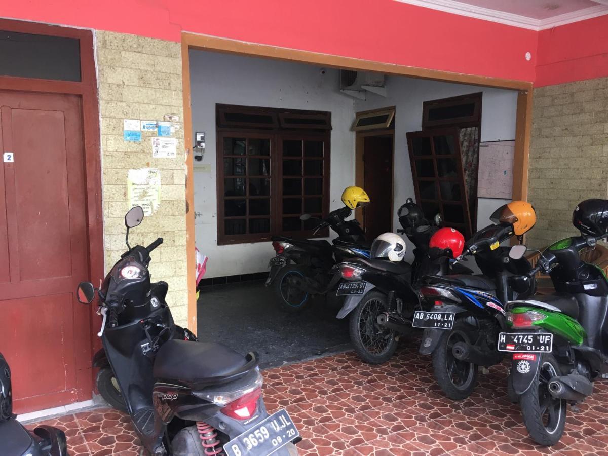 Destiny House Hotel Yogyakarta Kültér fotó