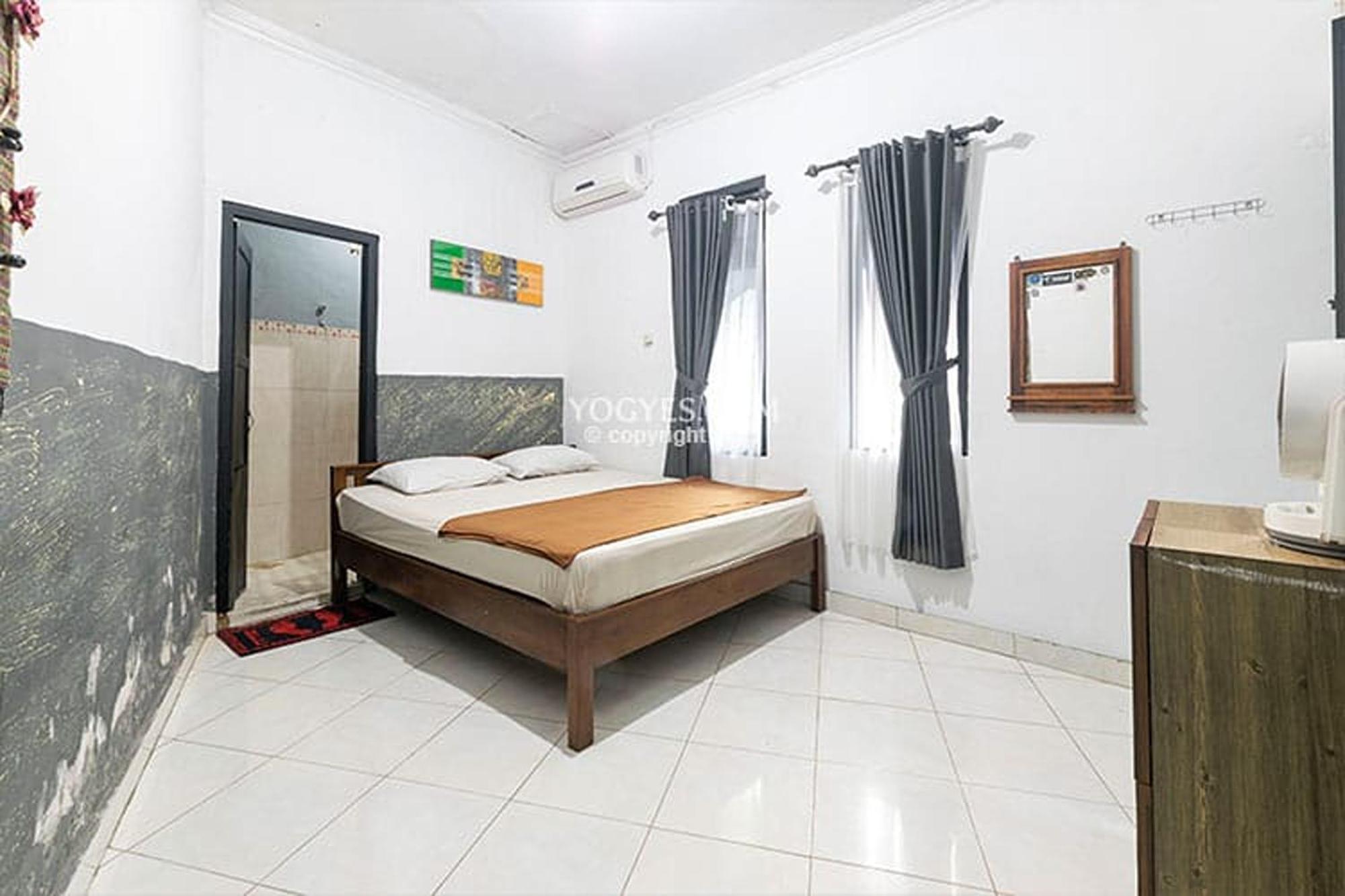 Destiny House Hotel Yogyakarta Kültér fotó