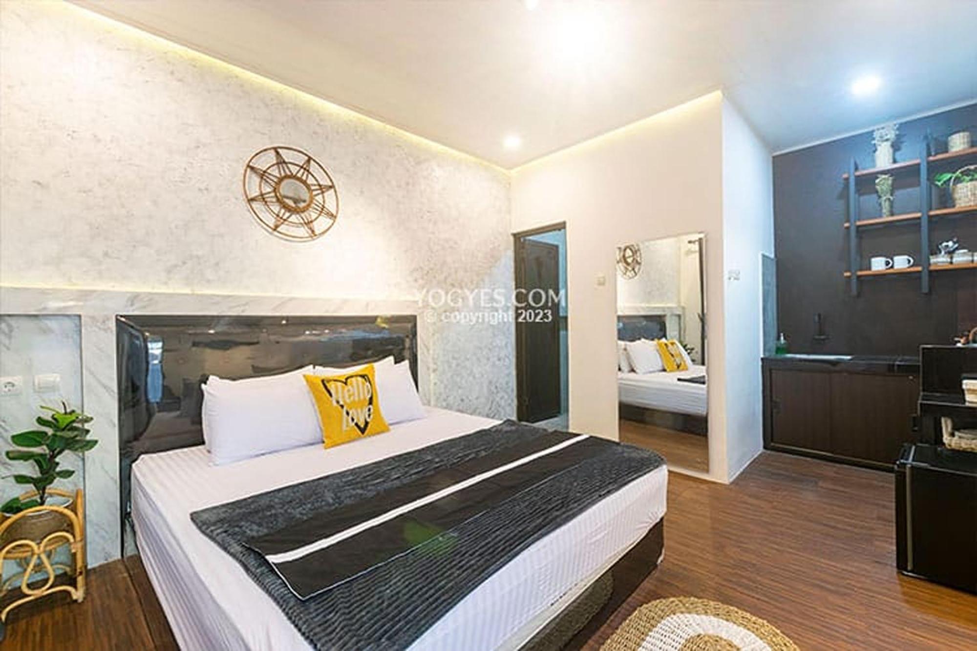 Destiny House Hotel Yogyakarta Kültér fotó