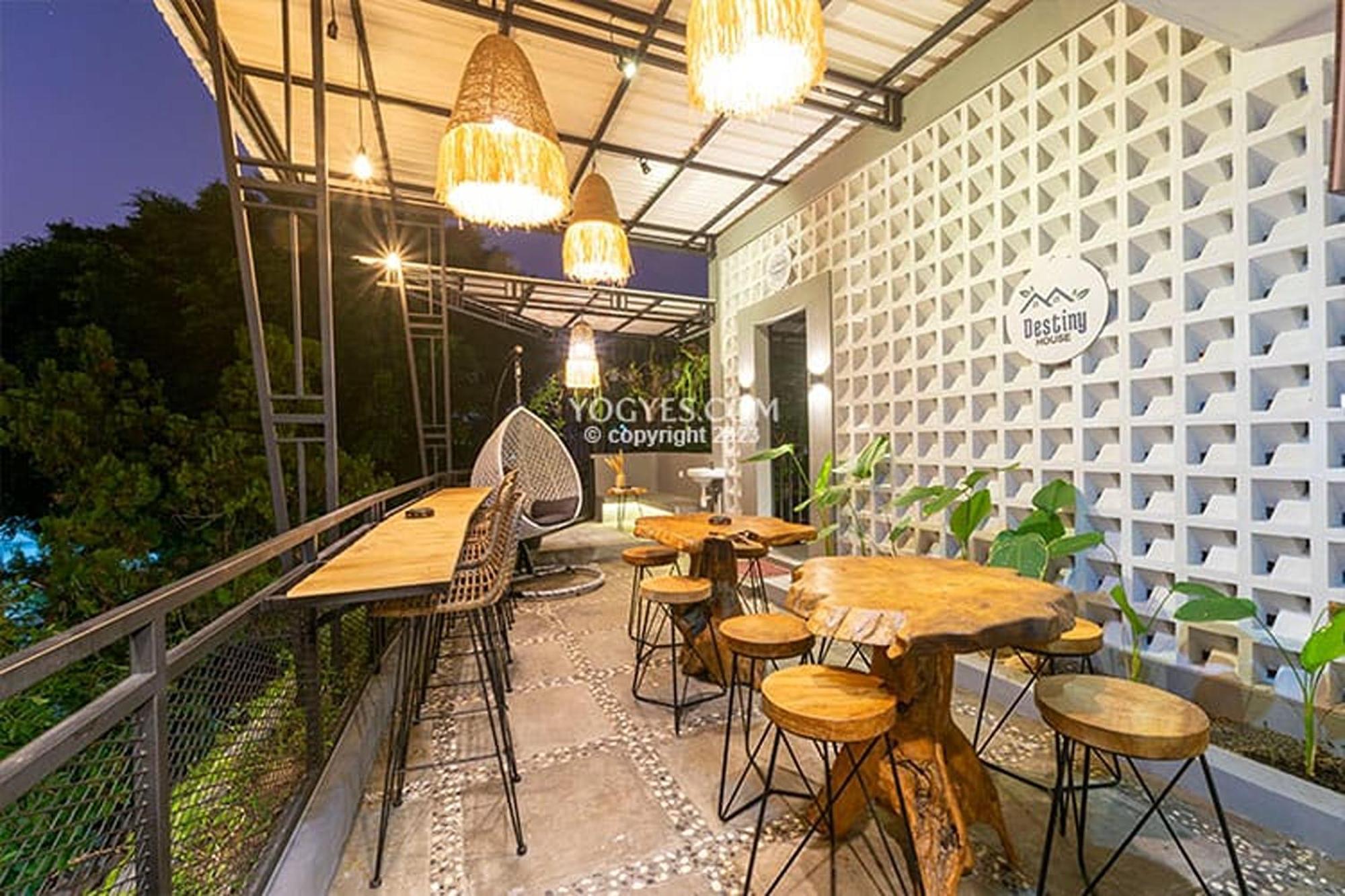 Destiny House Hotel Yogyakarta Kültér fotó